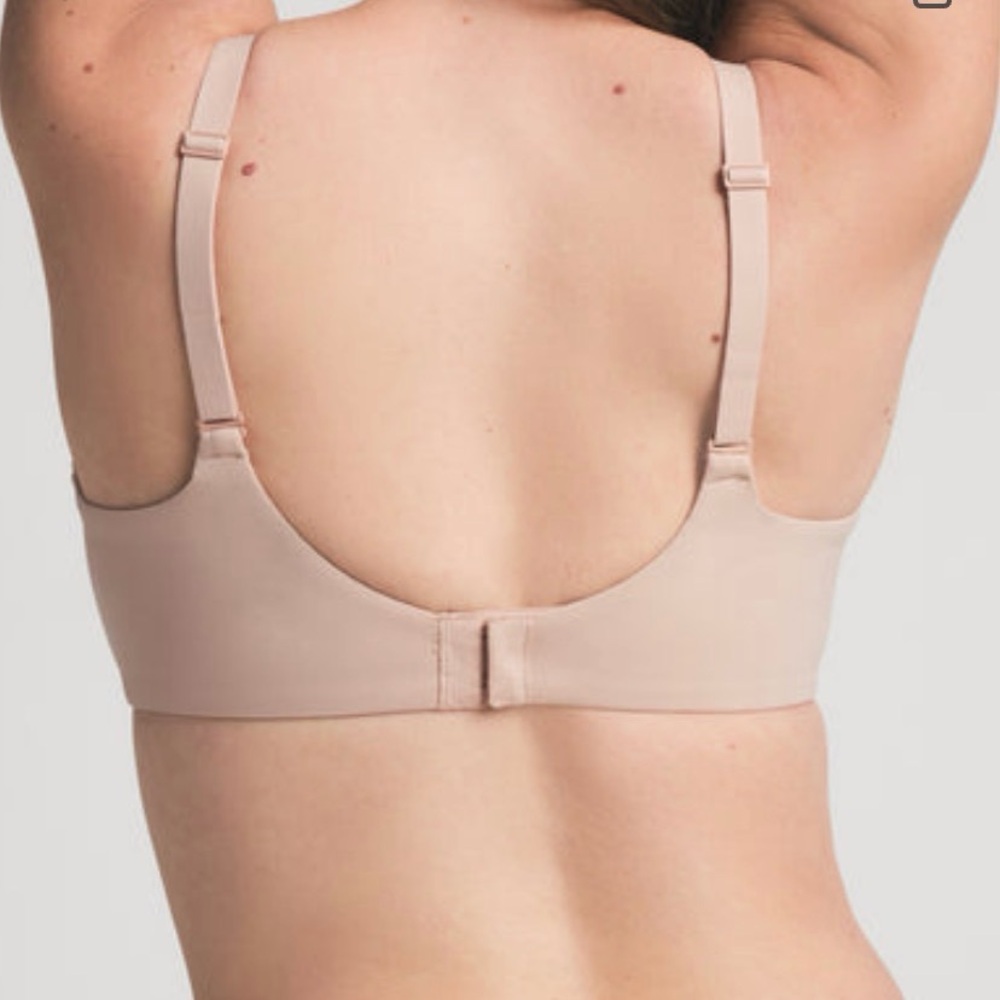 SKIMS fits everybody plunge and wireless lightly lined bundle - Picture 5 of 12